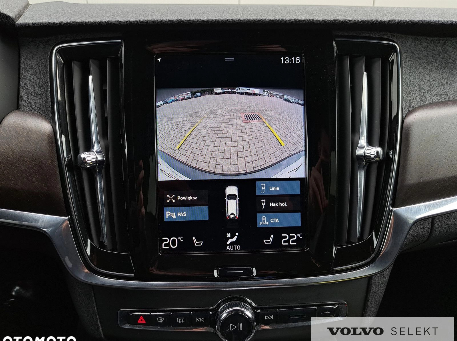 Volvo V90 Cross Country cena 179900 przebieg: 87762, rok produkcji 2020 z Świdnik małe 277